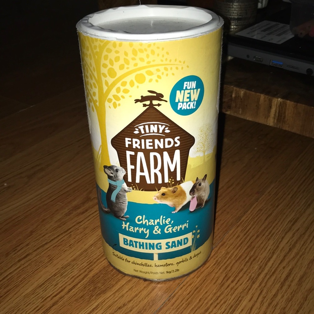 Bathing sand for hamsters